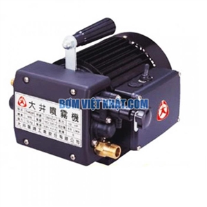 Máy bơm xịt rửa xe, máy lạnh Walrus TH400P 400W